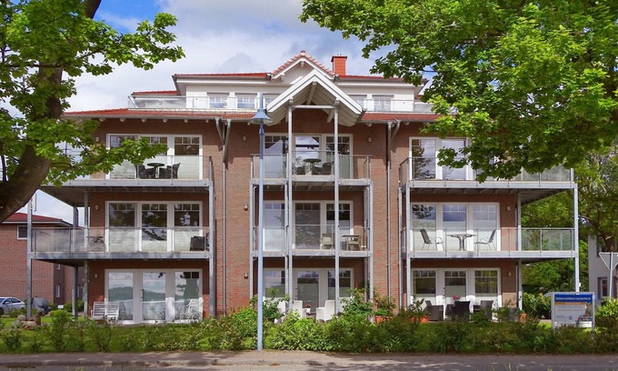 Lauterbach Apartamento | Apartment near the harbor with sea view - Hafenresidenz Lauterbach FeWo 2-3