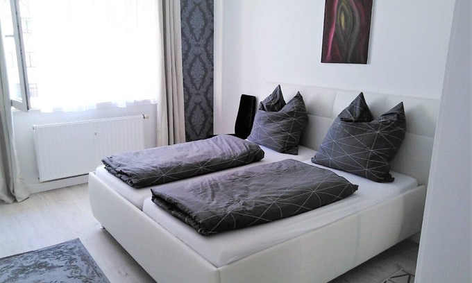 Wahren Apartamento | Apartamento cerca de la casa Auensee con cocina totalmente equipada, 1er piso