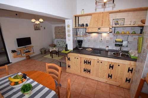 Segotici Apartamento | Apartment Nika