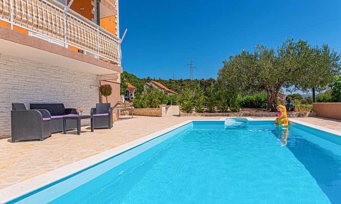 Sibenik Apartamento | Apartment Niko - Two Bedroom Apartment with Swimming Pool