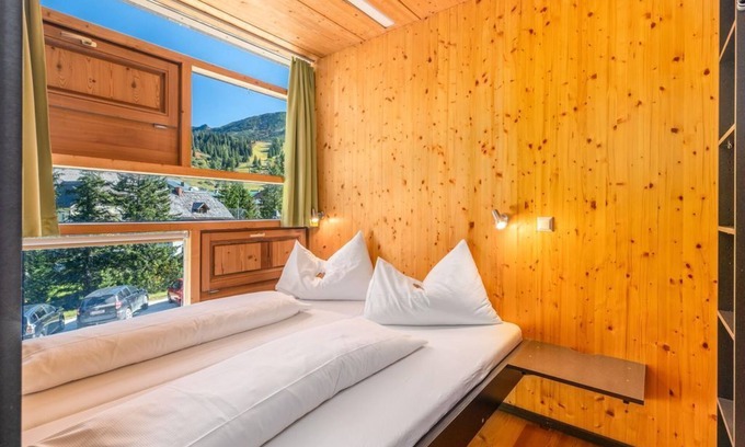 Irdning-Donnersbachtal Apartamento | Apartment no. 3, 2 bedrooms, shower, WC - 1-2 nights - "Holzboxen" Planneralm