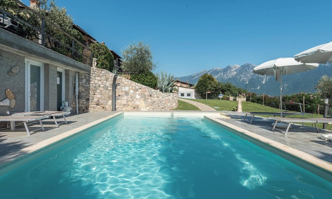 Oldesio Apartamento | Apartamento "Nonna Fina" con vistas al lago y a la montaña, piscina compartida y Wi-Fi