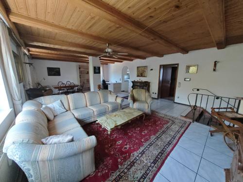 Grafenwohr Apartamento | Apartment O2 - Gehobene 4-Zimmer Wohnung 145qm für 1-6 Personen 2x DZ 1x ZZ