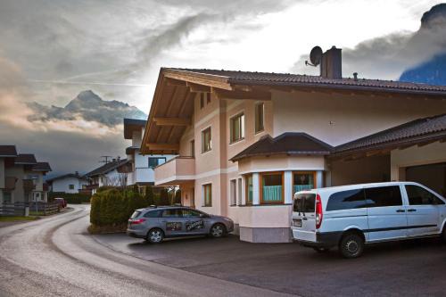Ramsau im Zillertal Apartamento | Apartment Oberbichl