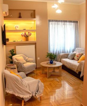 Kinosargous Apartamento | Apartment of the green square
