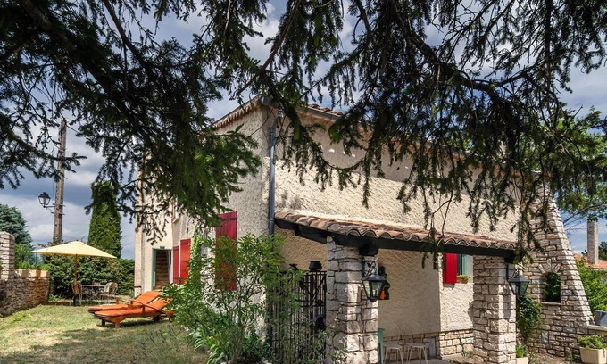 Vacheres Apartamento | First floor apartment, short walk to village