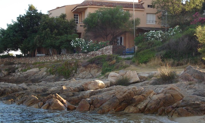 Baia Caddinas Apartamento | APARTAMENTO EN LA PLAYA EN GOLFO NARANJAS PARA 10 PERSONAS