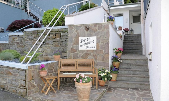 Assmannshausen Apartamento | ¡Apartamento en el borde del bosque con una terraza cerca de los viñedos! "Rheinsteig"