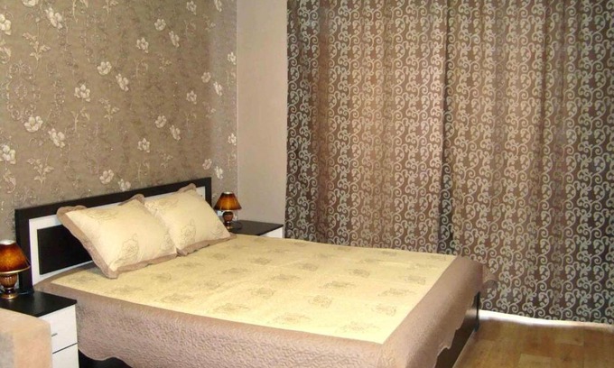 Naberezhnye Chelny Apartamento | Apartment on ulitsa Akademika Koroleva 37