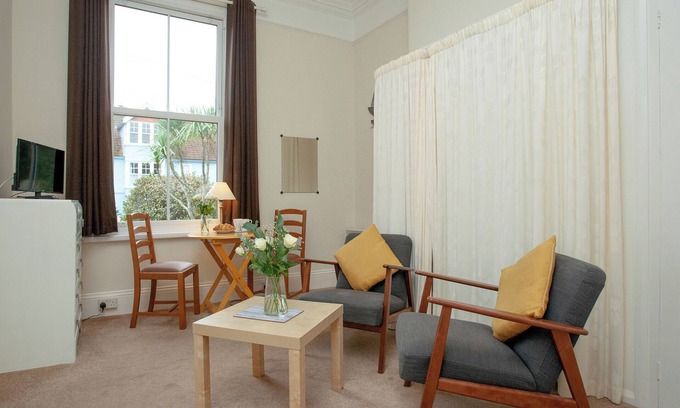 Roundham Cabaña | Apartment One - UK39832