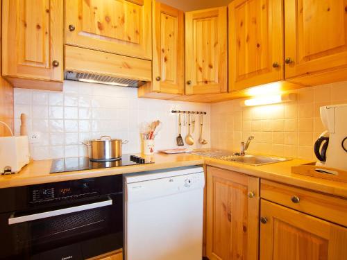 Reberty Apartamento | Apartment Origanes 525 by Interhome