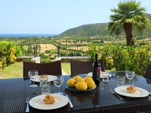 Tanaunella Apartamento | Apartment Panorama 2 by Interhome