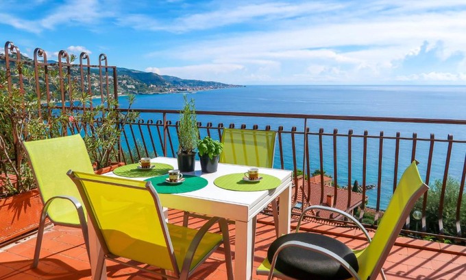 Latte Apartamento | Apartment Paradise View by Interhome