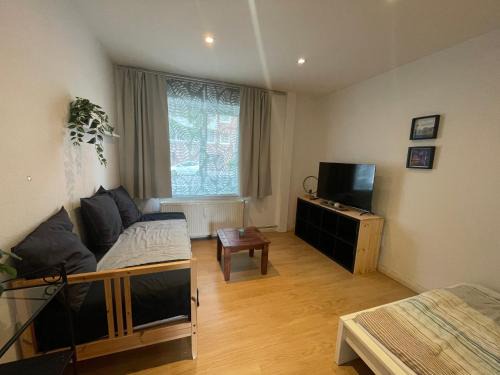 Oberbilk Apartamento | Apartment, parterre, für 3 Gäste, Zentral gelegen, Mitsubishi Halle