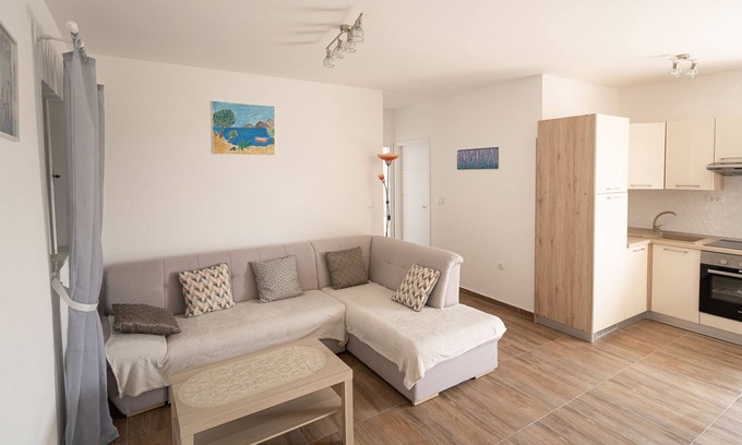 Sibenik Apartamento | Apartment Pave and Ema apartman (95901-A1) - Konjevrate