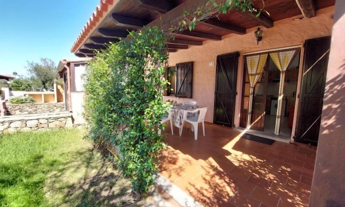 San Teodoro Apartamento | Apartamento Pesca by Interhome