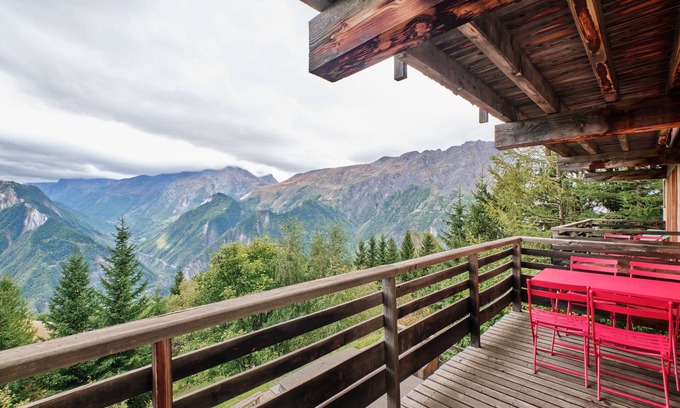 Villard-Reculas Apartamento | Apartamento 'Petit Prince' con vistas a la montaña, balcón y Wi-Fi