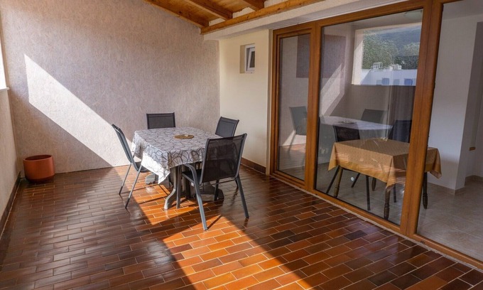 Jurandvor Apartamento | Apartments Petrica - just a 20-minute walk from the Beach / Apartment Petrica No.3 - with Balcony, located in the peaceful village of Jurandvor near Baska