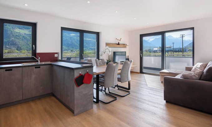 Castelbello-Ciardes Apartamento | Apartamento 'Pia' con vistas a la montaña, Wi-Fi y aire acondicionado