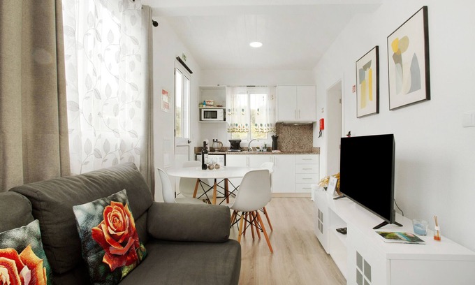 Porto Moniz Apartamento | Apartment 'Pico Dos Anjos - Soulful Stays' with Mountain View, Private Terrace and Wi-Fi