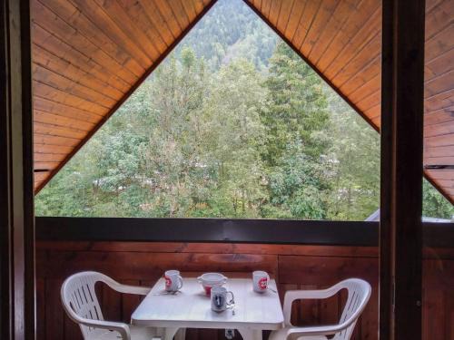 Les Contamines-Montjoie Apartamento | Apartment Pierres Blanches F et H-20 by Interhome
