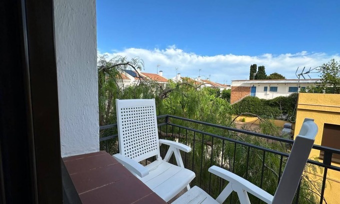 Altafulla Apartamento | Apartment 'Piso Altafulla' with Shared Garden and Balcony