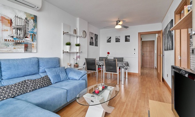 Almuñécar Apartamento | Apartamento "Piso El Paraiso Almuñécar" con vistas al mar, terraza y Wi-Fi