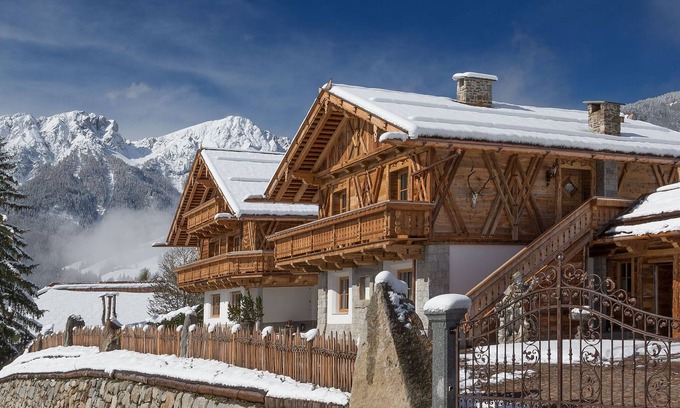 Sorafurcia Apartamento | Apartamento Piz da Peres Kronplatz con vistas a la montaña, piscina, sauna y Wi-Fi