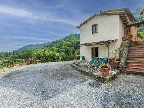 Pescia Apartamento | Apartment Podere Sondino - Apt-I Cinghiali by Interhome