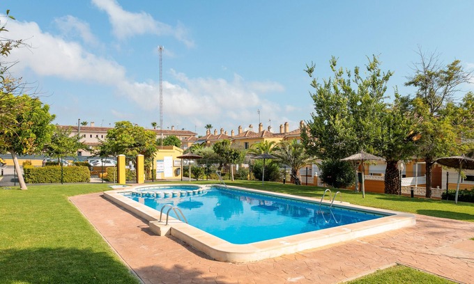 Los Arenales del Sol Apartamento | Apartamento 'Pretty Bungalow' con vistas a la montaña, Wi-Fi y aire acondicionado