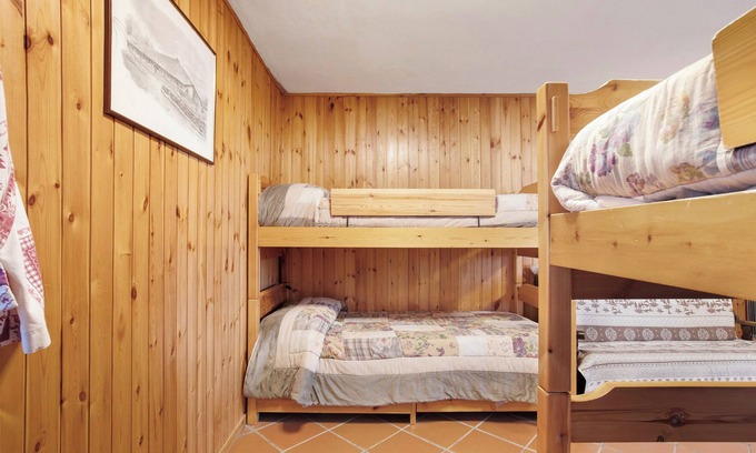 Gressan Apartamento | Apartamento 'Primo Piano Cuis 1' con terraza compartida, jardín compartido y Wi-Fi