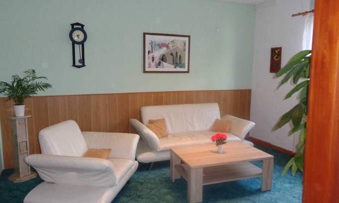 Bruhlervorstadt Apartamento | Apartamento - familia Privatvermietung tacón