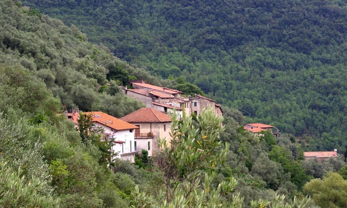 Nasino Apartamento | Apartamento Profumo di Lavanda Lilla con vistas a la montaña y Wi-Fi