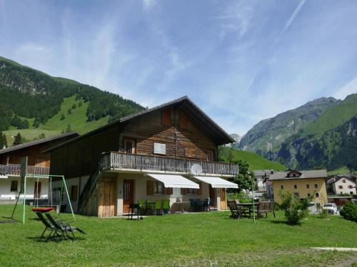 Blenio Apartamento | Apartment Prou Forestside by Interhome