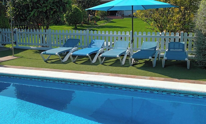 Mogro Apartamento | Apartamento Pueblo de Mogro con piscina y jardín-Playa- cerca Santander