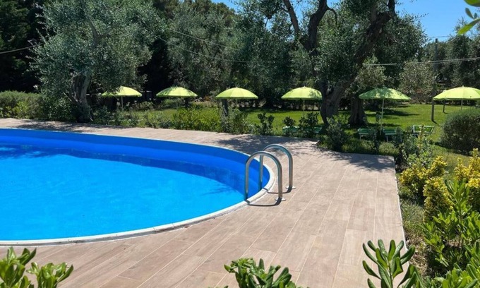 Montincello Apartamento | Apartamento 'Quadrupla - Villa Terra Nostra' con piscina compartida, Wi-Fi y aire acondicionado
