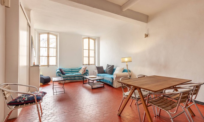 Les Grands Carmes Apartamento | Apartamento 'Quartier Historique The Place To Be'