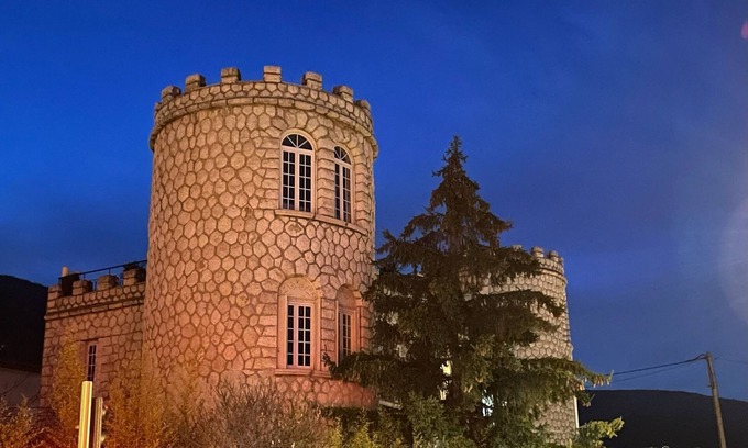 Gattieres Apartamento | Apartment / Quiet / Charming. Nice and its hinterland.