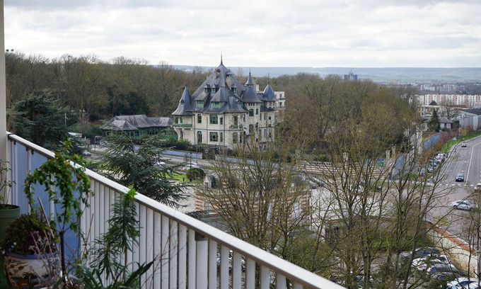 Coutures Condominio | Apartamento "Résidence Les Crayères" cerca del Parc de Champagne en Reims