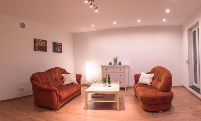 Neumagen-Dhron Apartamento | Fewo Römerturm, 1. Piso - Apartamento Lauterbach