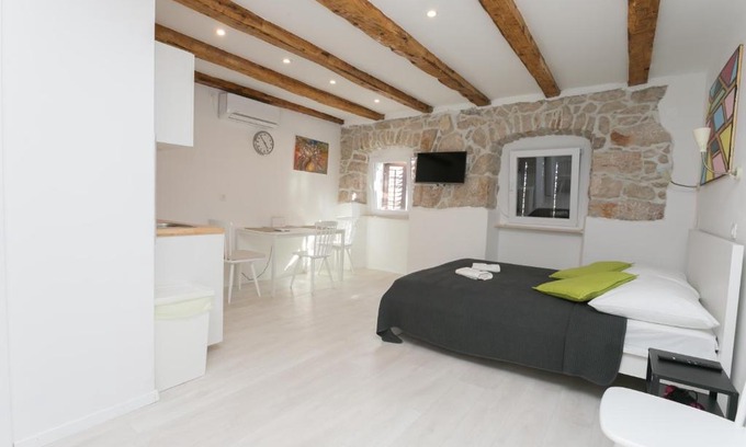 Rijeka Apartamento | Apartment Relax
