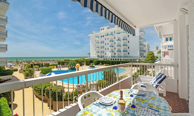 Jesolo Apartamento | Apartamento 'Relaxing' con vistas al mar, piscina compartida y Wi-Fi