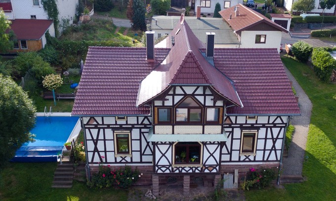 Tambach-Dietharz Apartamento | Apartamento "Rennsteigblick" en el bosque de Turingia, a unos 120 metros cuadrados