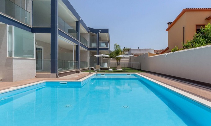 Villa San Pietro Apartamento | Apartamento "Residence Meridian Unità 1" Cerca de la playa con vistas a la montaña