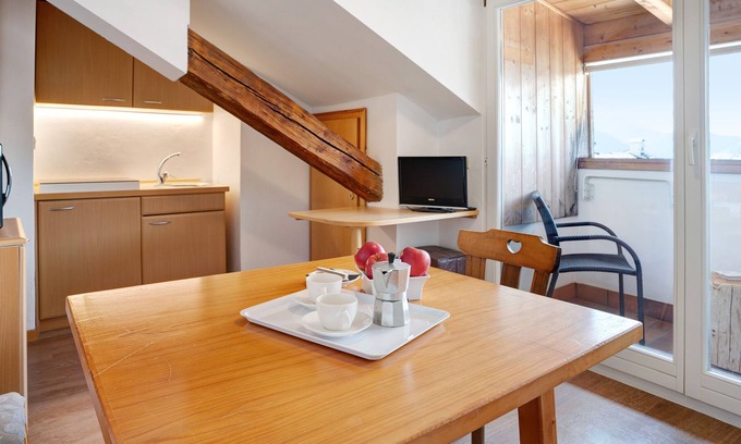Anterivo Apartamento | 'Roessl Apartment 304' con vistas a la montaña, piscina compartida y Wi-Fi