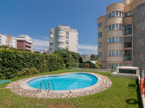 Castro Urdiales Apartamento | Apartment Rico by Interhome
