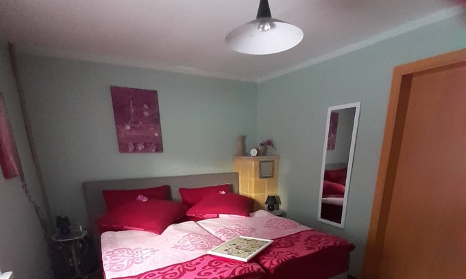 Babow Apartamento | Apartment Rita 1, bedroom, living room, kitchen, shower/WC and terrace - Ferienwohnungen Rita