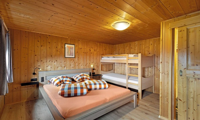Valle di Casies Apartamento | Apartamento 'Rosenduft' con vistas a la montaña, terraza compartida y Wi-Fi