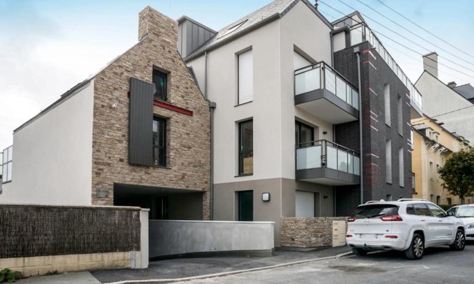 Rotheneuf-Le Pont Apartamento | Apartment Roc Eden-1 by Interhome