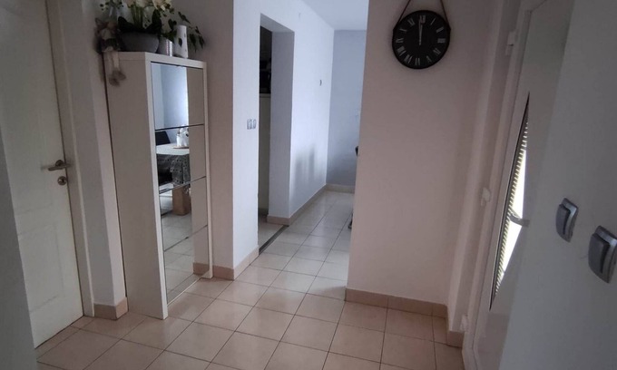 Kraljevec Sesvetski Apartamento | Apartment Roki
